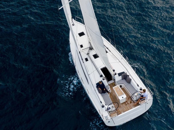 Sunsail Oceanis 40.1 Premium