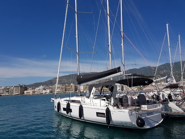 Anemos (A/C , Generator 8kVA, Solar Panels, Bow Thruster, BBQ)