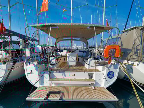 Miro 2022 ( Beneteau Oceanis 40.1 ft) 