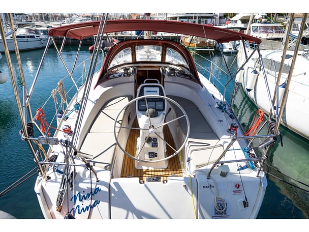 Nina Nina - new sails 2022.